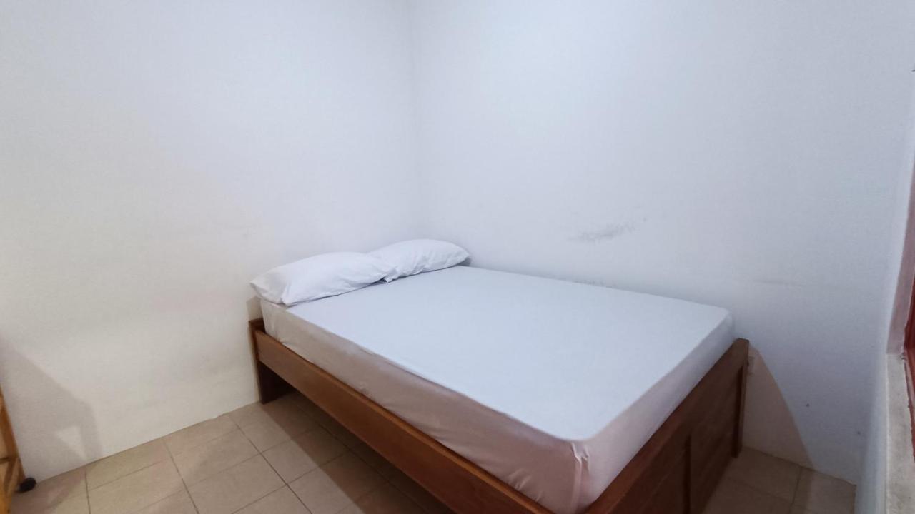 Oyo 91341 D'Phoenix Anggrek Syariah Residence Jakarta Eksteriør billede