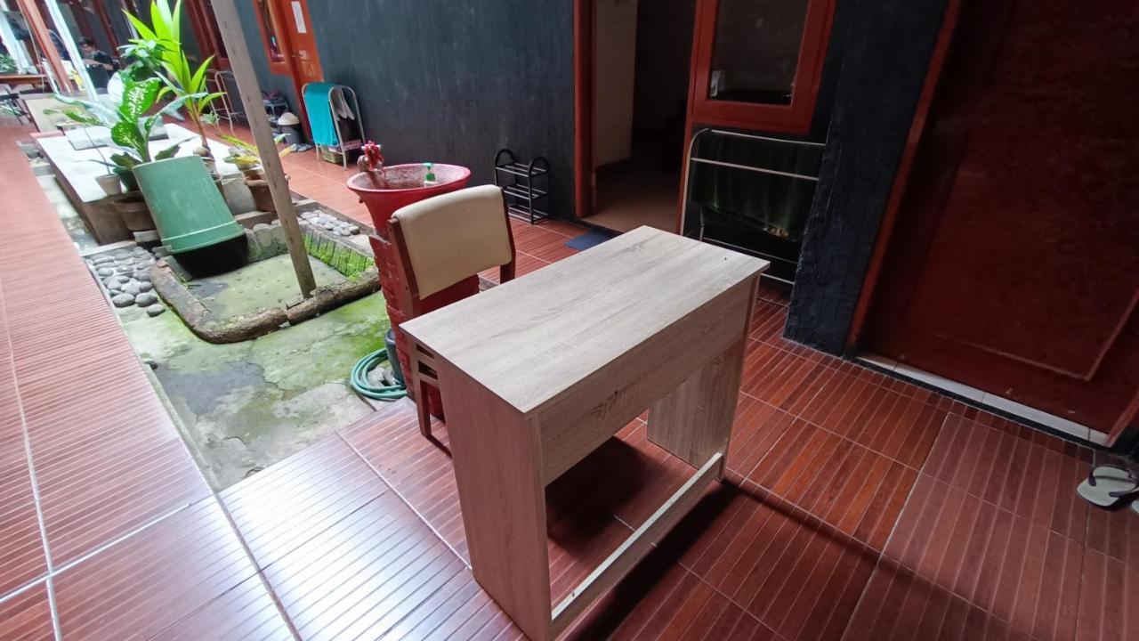 Oyo 91341 D'Phoenix Anggrek Syariah Residence Jakarta Eksteriør billede