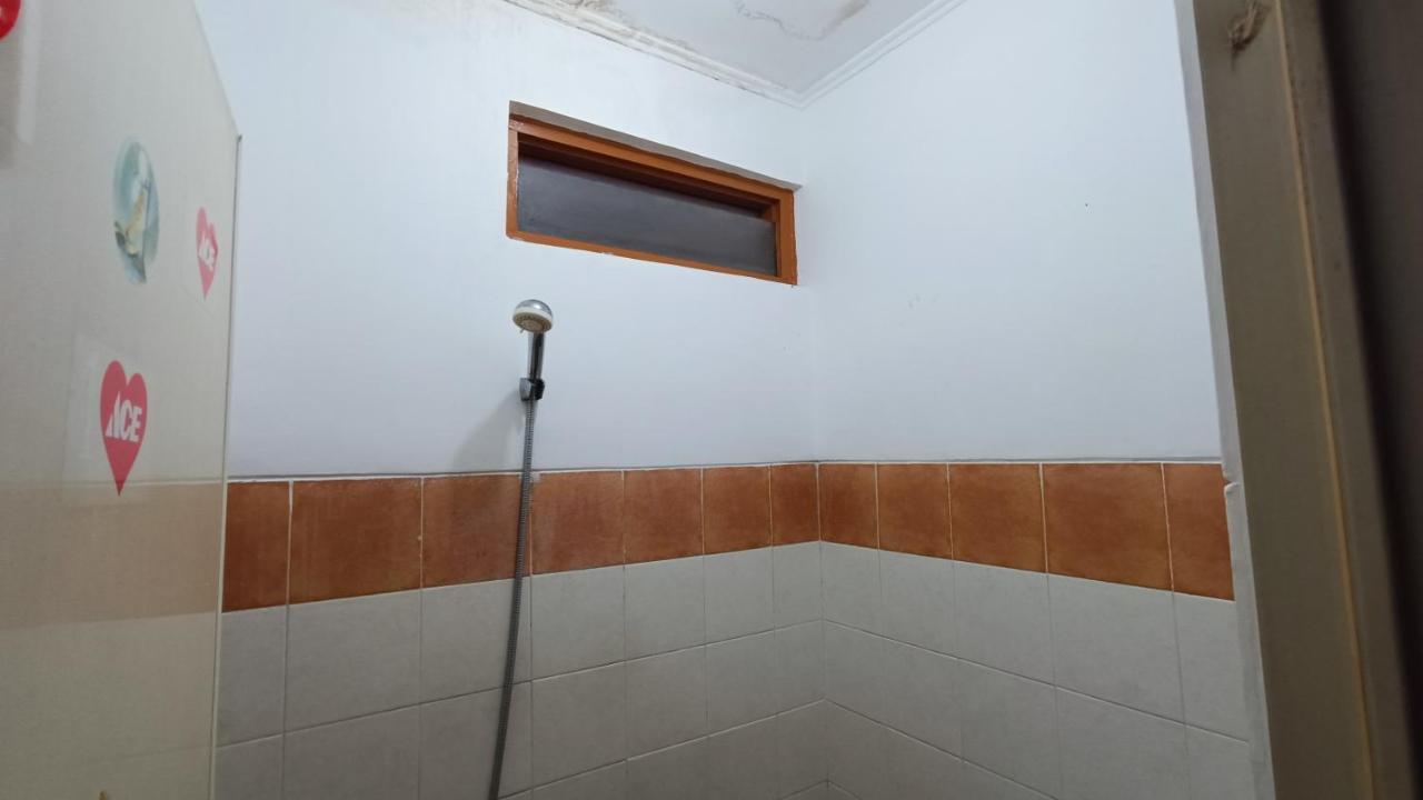 Oyo 91341 D'Phoenix Anggrek Syariah Residence Jakarta Eksteriør billede