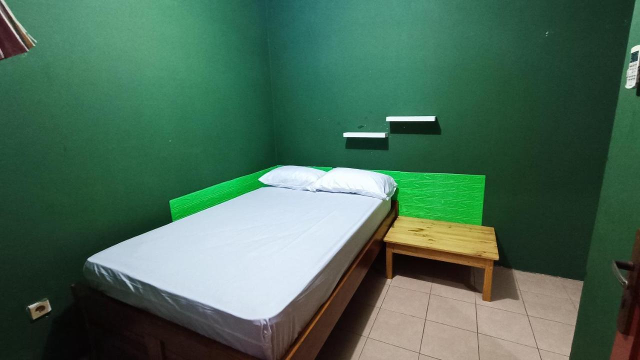 Oyo 91341 D'Phoenix Anggrek Syariah Residence Jakarta Eksteriør billede